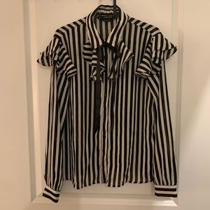 Zara Tops - 👚ZARA Blouse with Ribbon M Zara Tops - 👚ZARA Blouse with Ribbon M